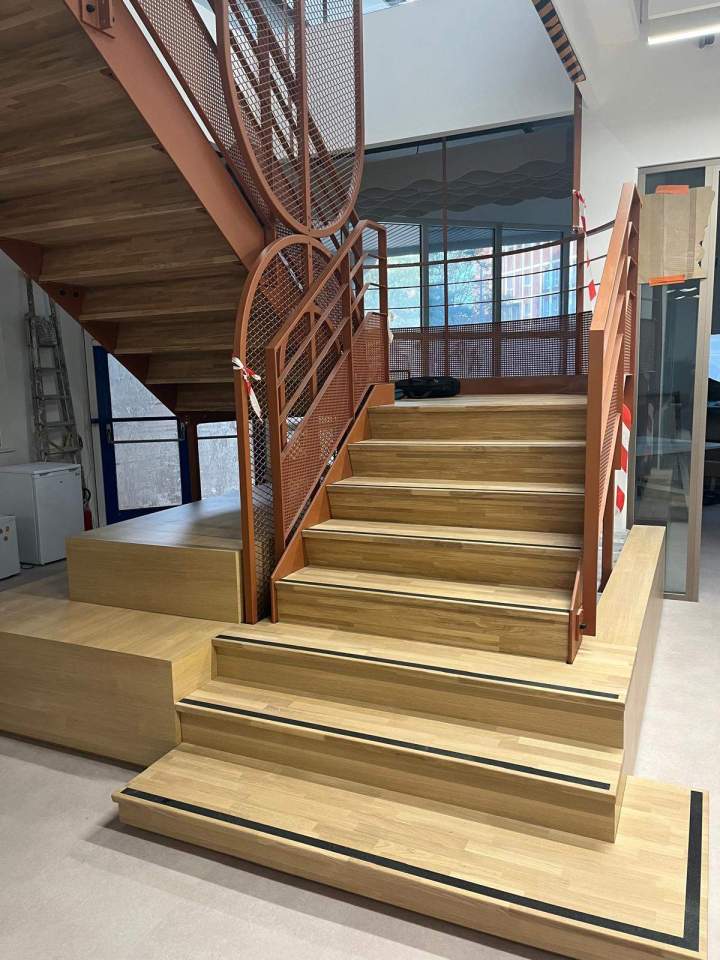 03  2f27c05d 1a7f 433c ad7e 4b376826bc63