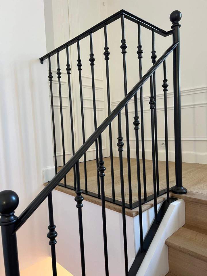 27  37031a96 caa1 4260 b96c 14fa15351ac4